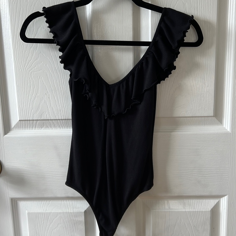 Aritzia Wilfred Bodysuit